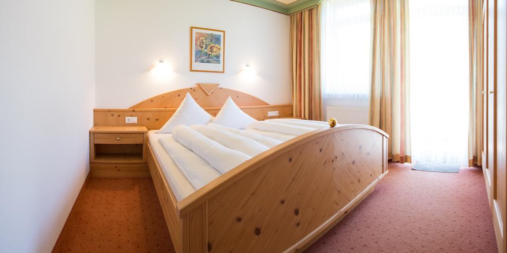 Appartementhaus Pinnisblick Neustift im Stubaital Phòng bức ảnh